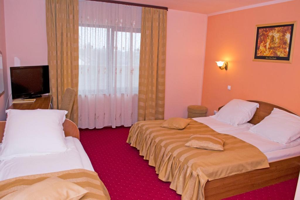 Hotel Xemar Arad Kamer foto
